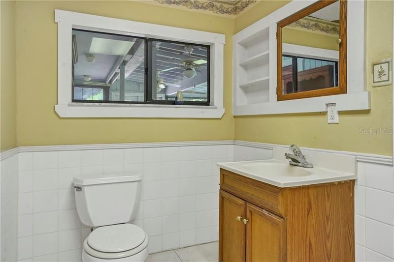 最近售出: $175,000 (3 贝兹, 2 浴室, 1392 平方英尺)