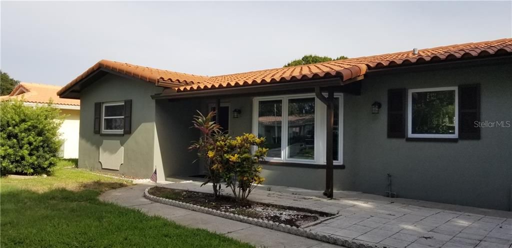 Vendido Recientemente: $329,000 (3 camas, 2 baños, 1363 Pies cuadrados)