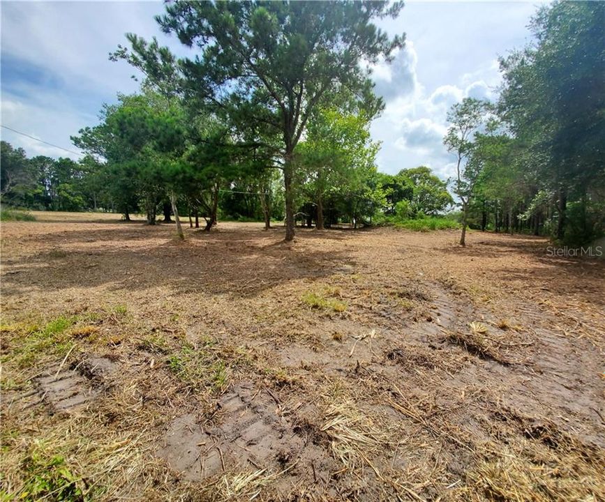 Vendido Recientemente: $90,000 (2.90 acres)