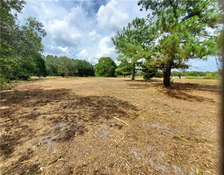 Vendido Recientemente: $90,000 (2.90 acres)