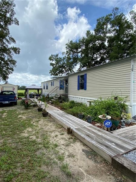 Recently Sold: $69,900 (3 beds, 2 baths, 1216 Square Feet)