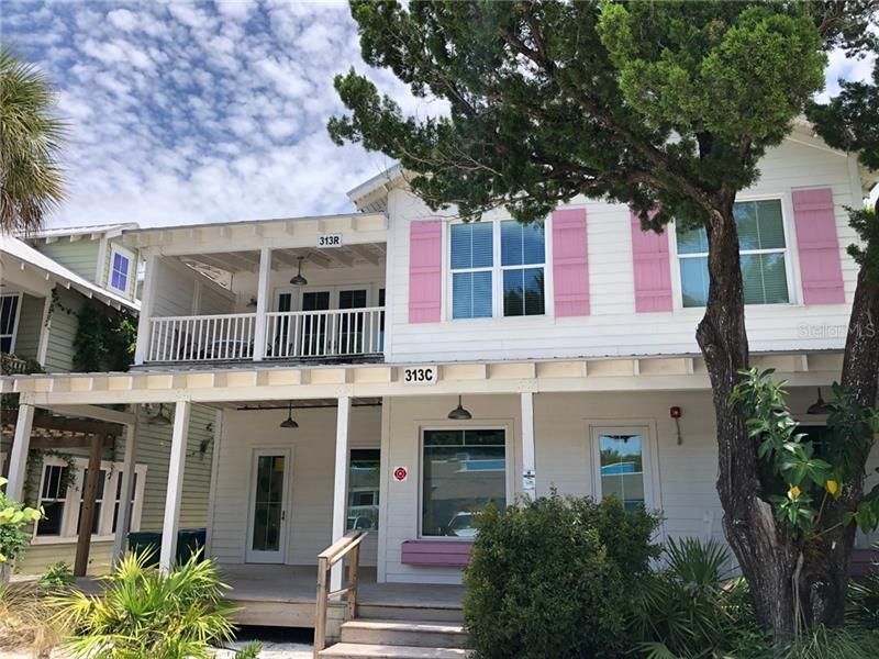 Recently Sold: $1,250,000 (3 beds, 2 baths, 3731 Square Feet)