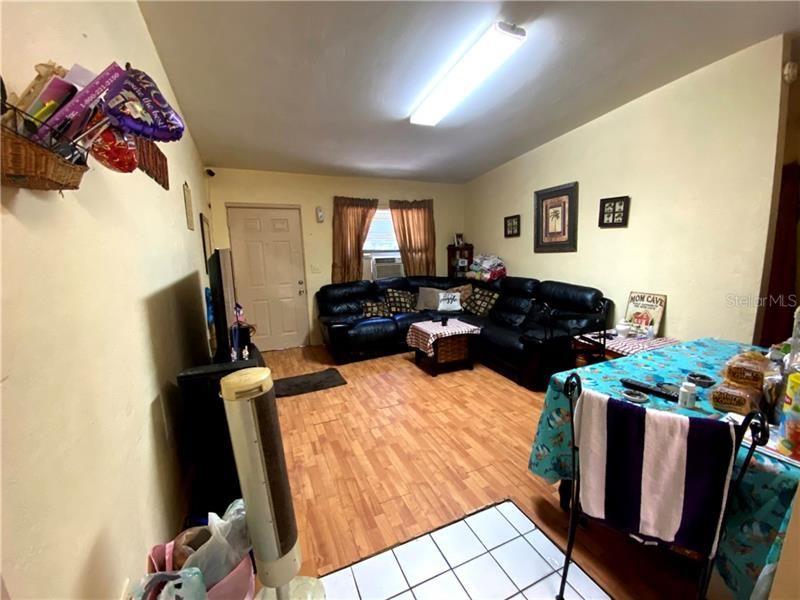 Vendido Recientemente: $139,000 (3 camas, 1 baños, 848 Pies cuadrados)