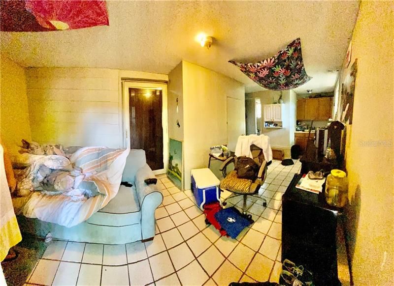 Vendido Recientemente: $139,000 (3 camas, 1 baños, 848 Pies cuadrados)