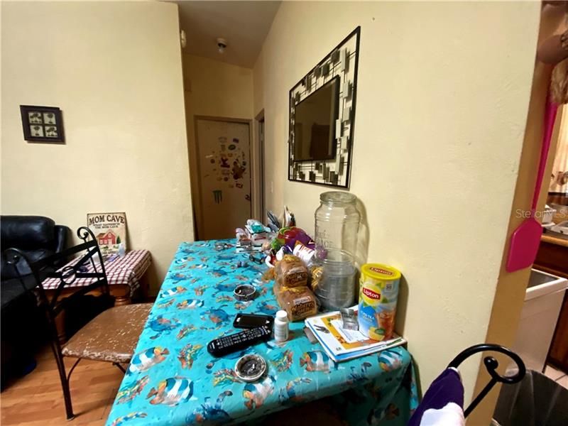 Vendido Recientemente: $139,000 (3 camas, 1 baños, 848 Pies cuadrados)