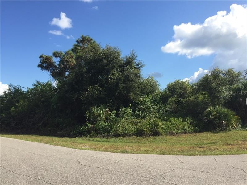 Recently Sold: $5,500 (0.39 acres)