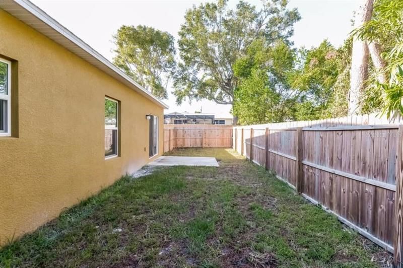 Recently Rented: $1,449 (4 beds, 2 baths, 1874 Square Feet)