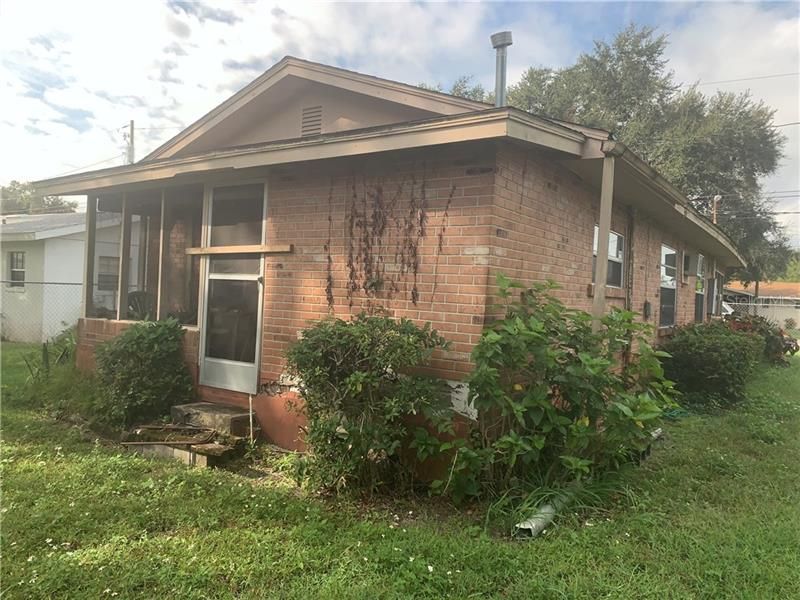Recently Sold: $49,000 (2 beds, 1 baths, 700 Square Feet)