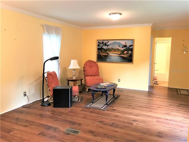 Recently Sold: $93,700 (2 beds, 2 baths, 840 Square Feet)