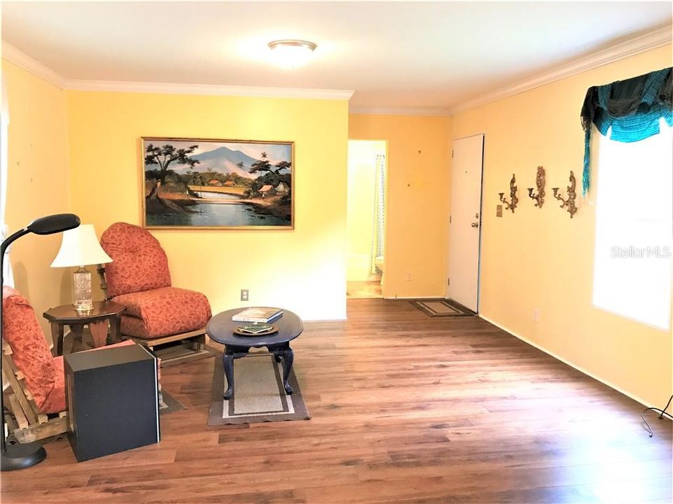 Recently Sold: $93,700 (2 beds, 2 baths, 840 Square Feet)