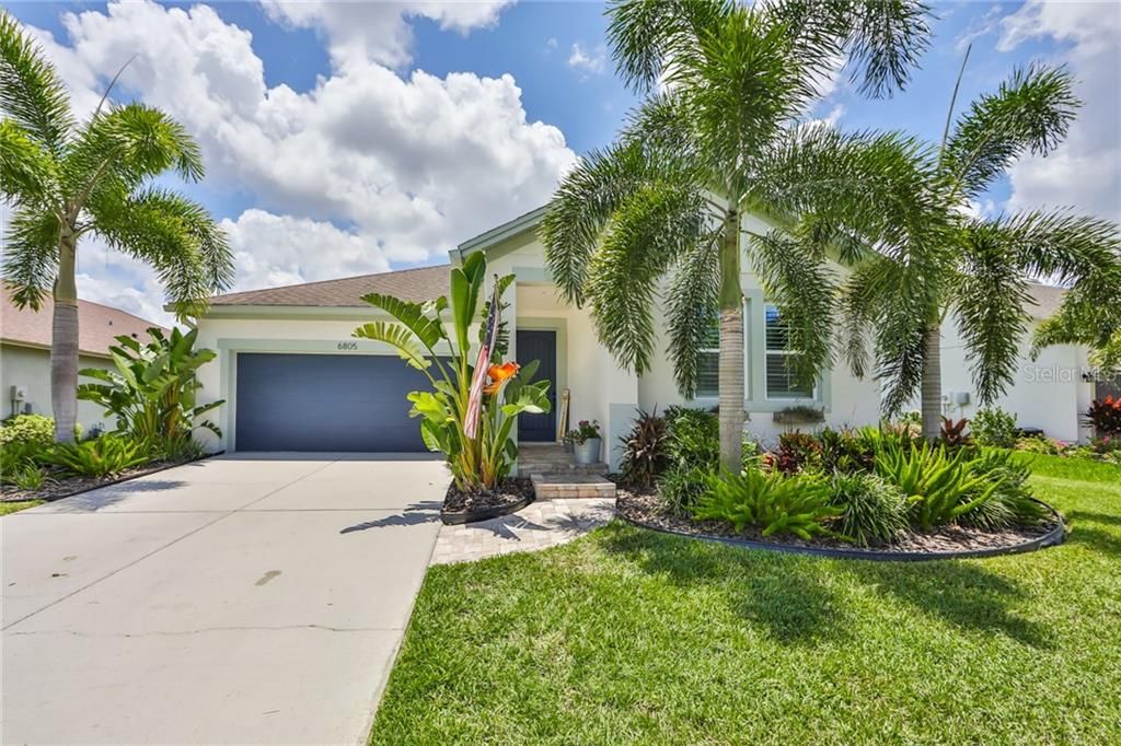 Recently Sold: $389,000 (4 beds, 2 baths, 2161 Square Feet)