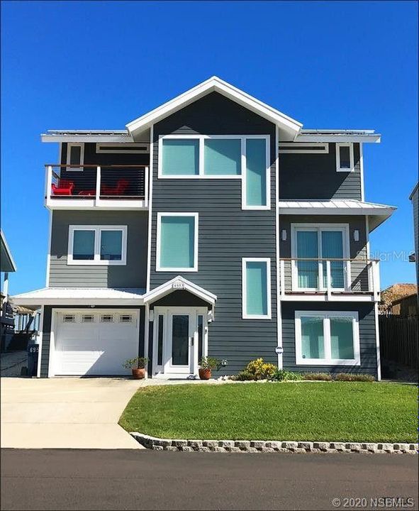 Recently Sold: $1,753,000 (4 beds, 4 baths, 2816 Square Feet)