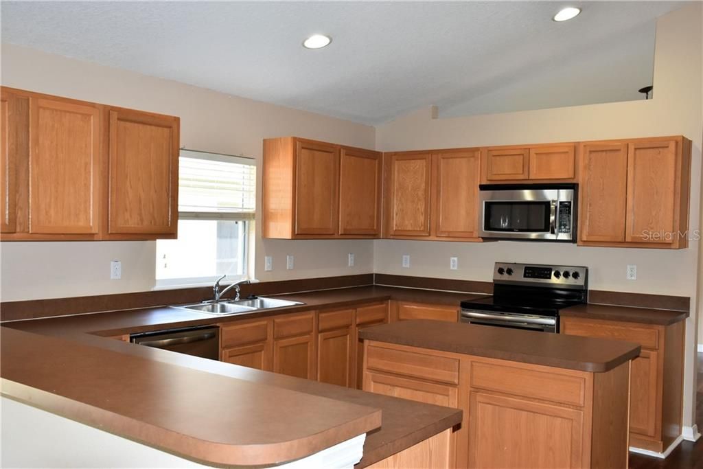 Kitchen 221 Pima Trail, Groveland, FL. 34736