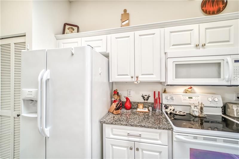 Recently Sold: $144,900 (2 beds, 2 baths, 1125 Square Feet)