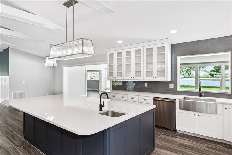 Recently Sold: $1,475,000 (3 beds, 3 baths, 2228 Square Feet)