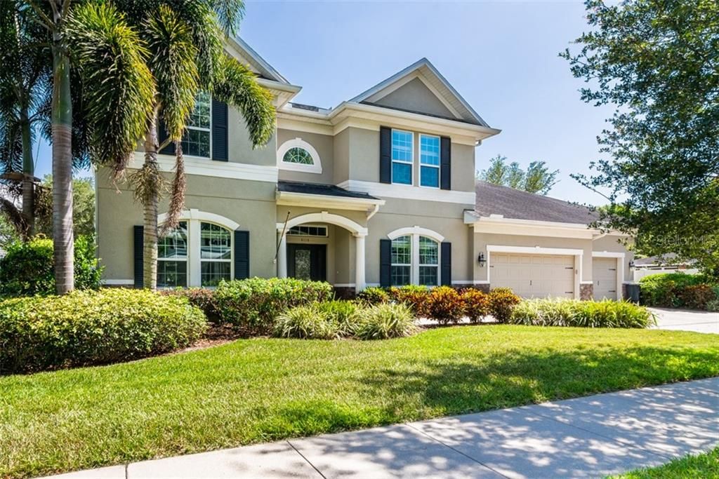 Recently Sold: $975,000 (4 beds, 3 baths, 3319 Square Feet)