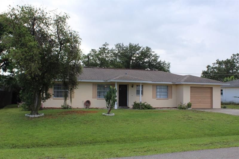 Recently Sold: $214,500 (3 beds, 2 baths, 1160 Square Feet)