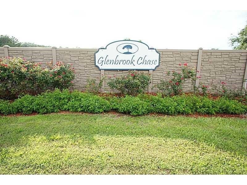 Glenbrook Chase Entrance