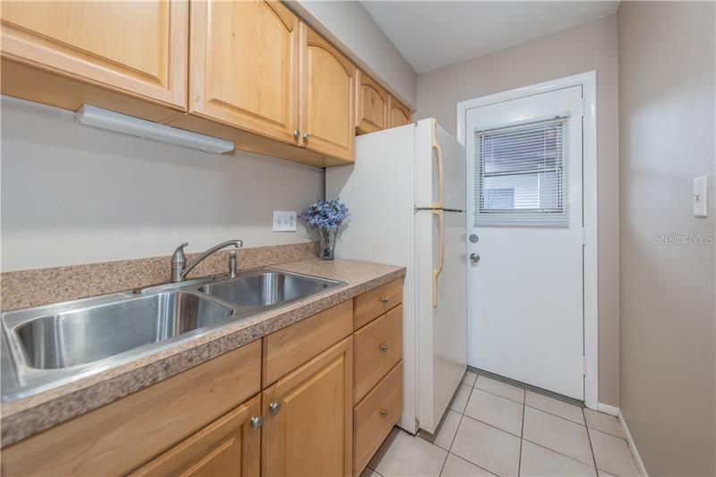 Recently Sold: $73,000 (1 beds, 1 baths, 545 Square Feet)