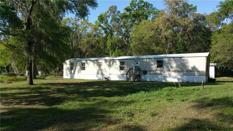 Recently Rented: $1,100 (3 beds, 2 baths, 1008 Square Feet)