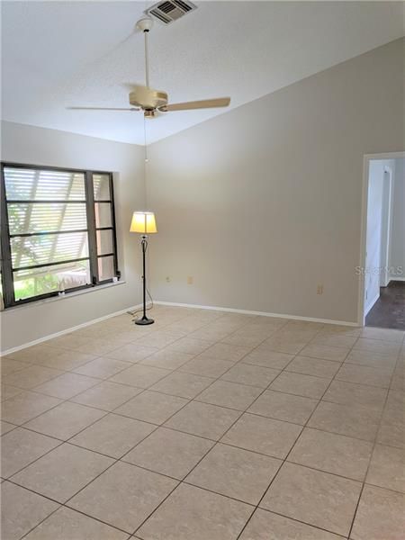 Recently Sold: $180,000 (2 beds, 2 baths, 1171 Square Feet)