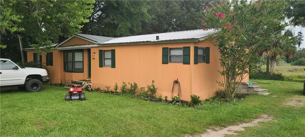 Recently Sold: $74,900 (3 beds, 2 baths, 1391 Square Feet)