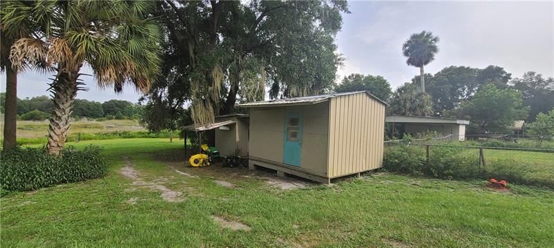 Recently Sold: $74,900 (3 beds, 2 baths, 1391 Square Feet)