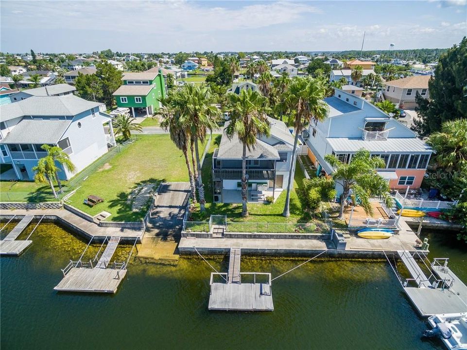 Recently Sold: $260,000 (2 beds, 2 baths, 1160 Square Feet)