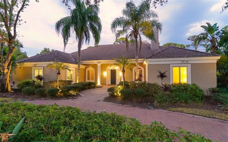 Recently Sold: $1,000,000 (4 beds, 4 baths, 3912 Square Feet)