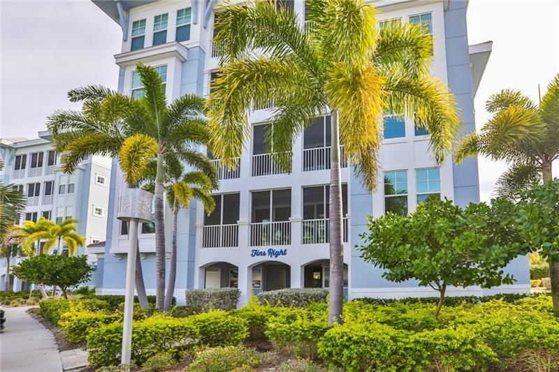 Recently Sold: $476,500 (2 beds, 2 baths, 1456 Square Feet)