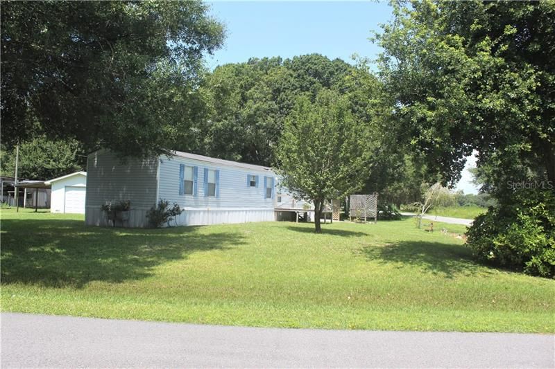 Recently Sold: $115,000 (3 beds, 2 baths, 924 Square Feet)