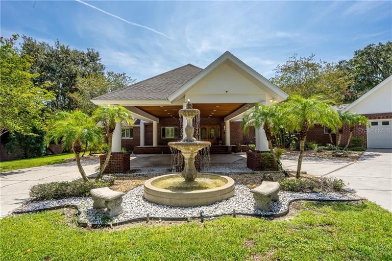 Recently Sold: $1,290,000 (5 beds, 4 baths, 7054 Square Feet)