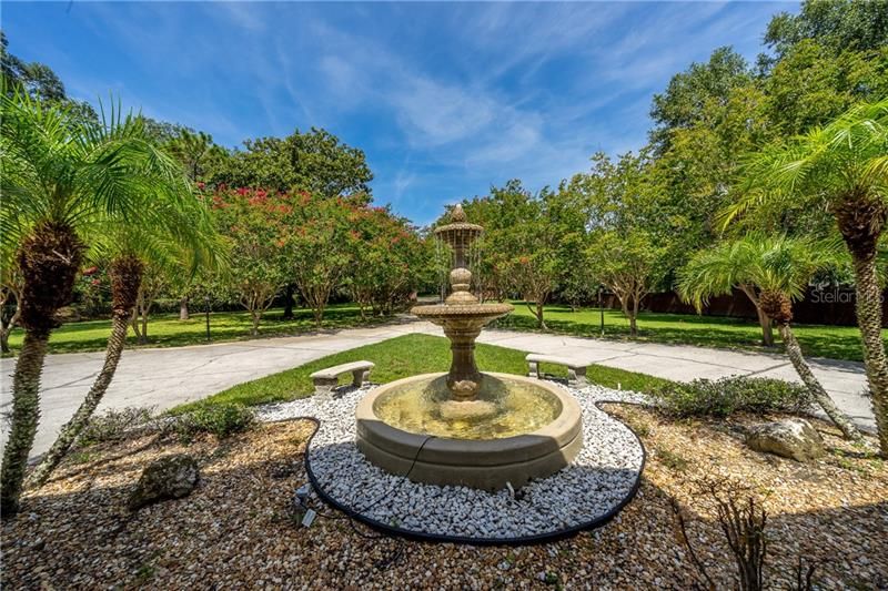 Recently Sold: $1,290,000 (5 beds, 4 baths, 7054 Square Feet)