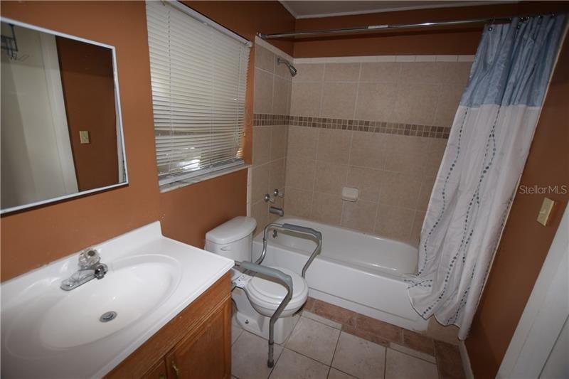 Недавно арендовано: $850 (2 спален, 1 ванн, 881 Квадратных фут)