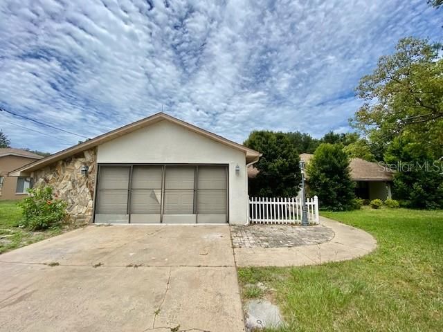 Recently Sold: $135,270 (3 beds, 2 baths, 1736 Square Feet)