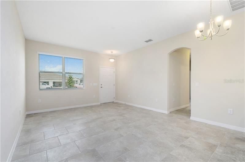 Recently Sold: $221,490 (3 beds, 2 baths, 1450 Square Feet)