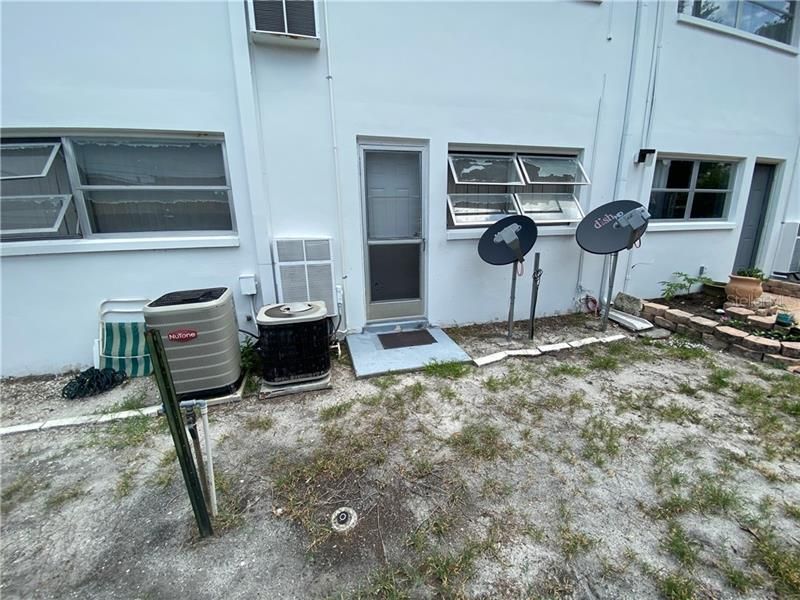 Recently Sold: $39,000 (2 beds, 1 baths, 840 Square Feet)