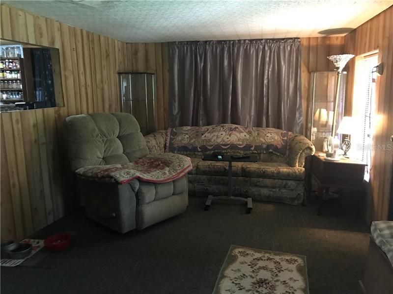Recently Sold: $39,900 (3 beds, 1 baths, 1365 Square Feet)