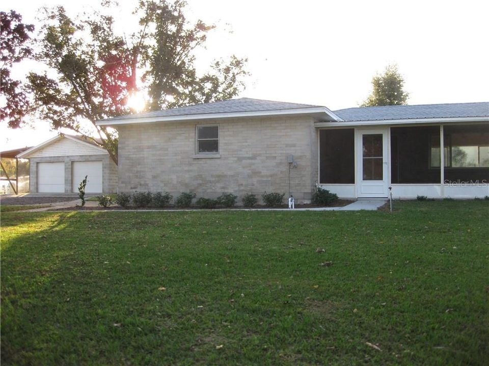 Exterior Front 18228 Kirk Island Lane