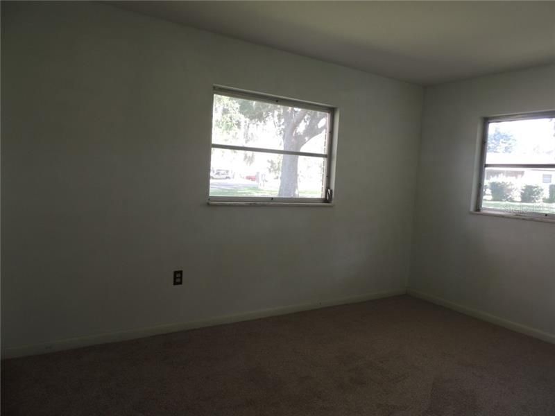 Recently Rented: $1,200 (2 beds, 1 baths, 1161 Square Feet)