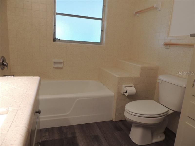 Недавно арендовано: $1,200 (2 спален, 1 ванн, 1161 Квадратных фут)