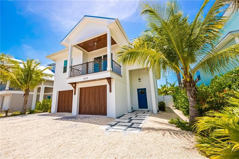 Recently Sold: $1,699,000 (4 beds, 4 baths, 2675 Square Feet)