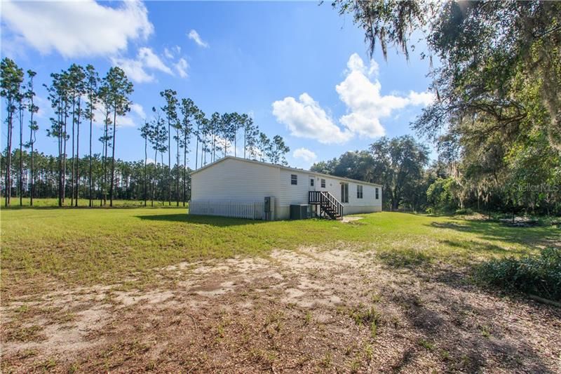 Recently Sold: $280,000 (4 beds, 2 baths, 2100 Square Feet)