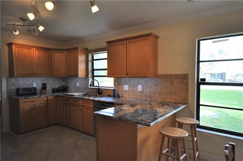 Recently Rented: $1,450 (2 beds, 2 baths, 1200 Square Feet)
