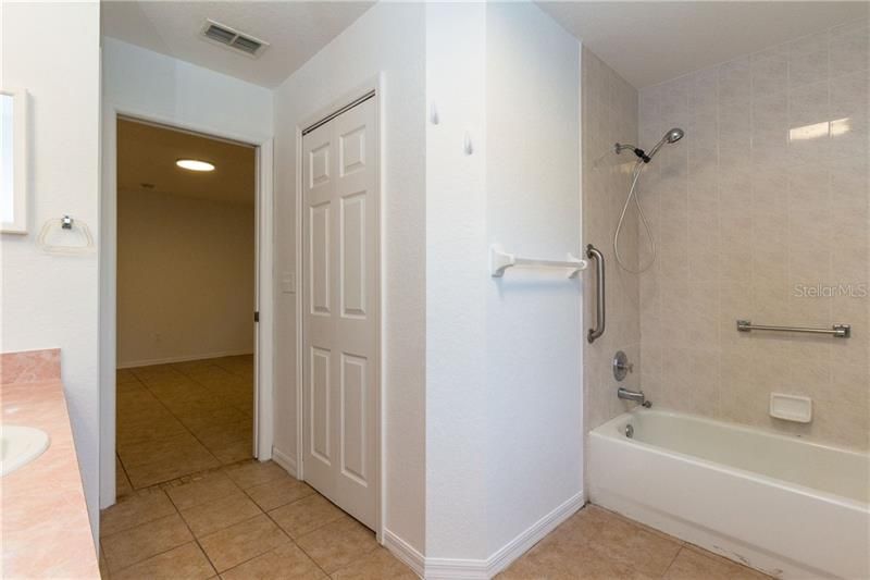 最近租的: $1,150 (3 贝兹, 2 浴室, 1384 平方英尺)