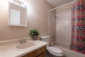 Recently Sold: $75,000 (2 beds, 1 baths, 864 Square Feet)