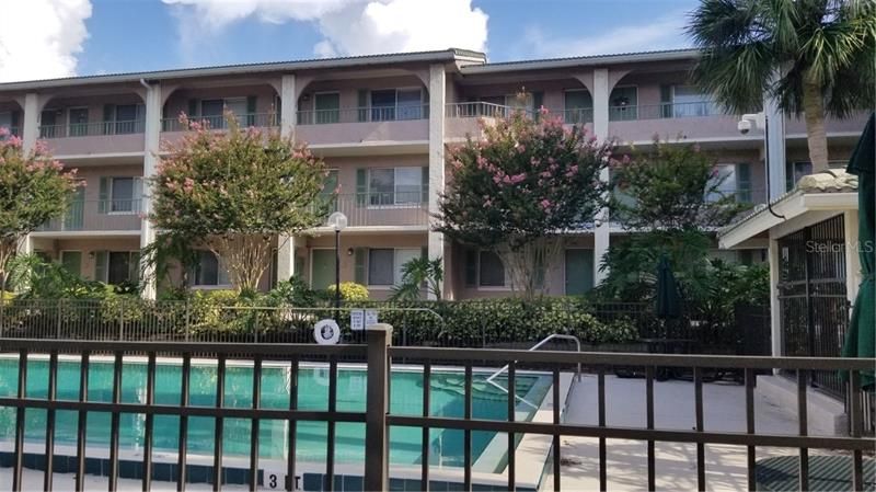 Recently Rented: $875 (1 beds, 1 baths, 496 Square Feet)