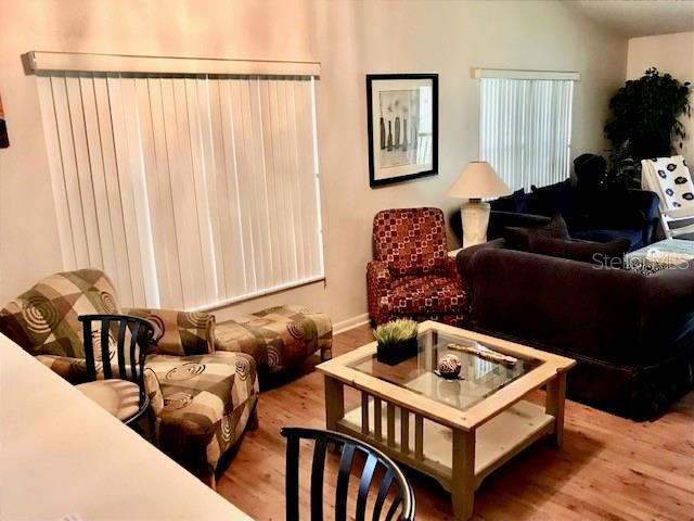 Recently Sold: $120,000 (2 beds, 2 baths, 1363 Square Feet)