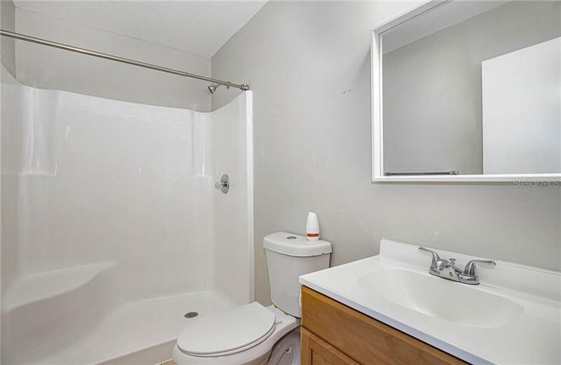 最近售出: $89,000 (2 贝兹, 2 浴室, 1170 平方英尺)
