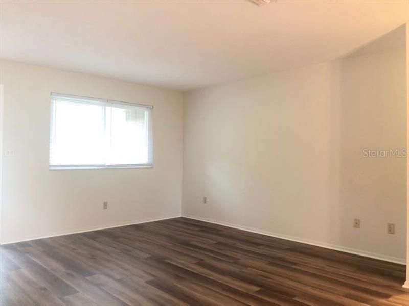 Recently Rented: $1,399 (2 beds, 2 baths, 1352 Square Feet)